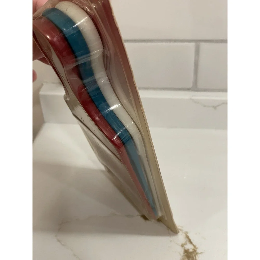 Vintage Vidal Sassoon 3 Large Pik Combs 6.5